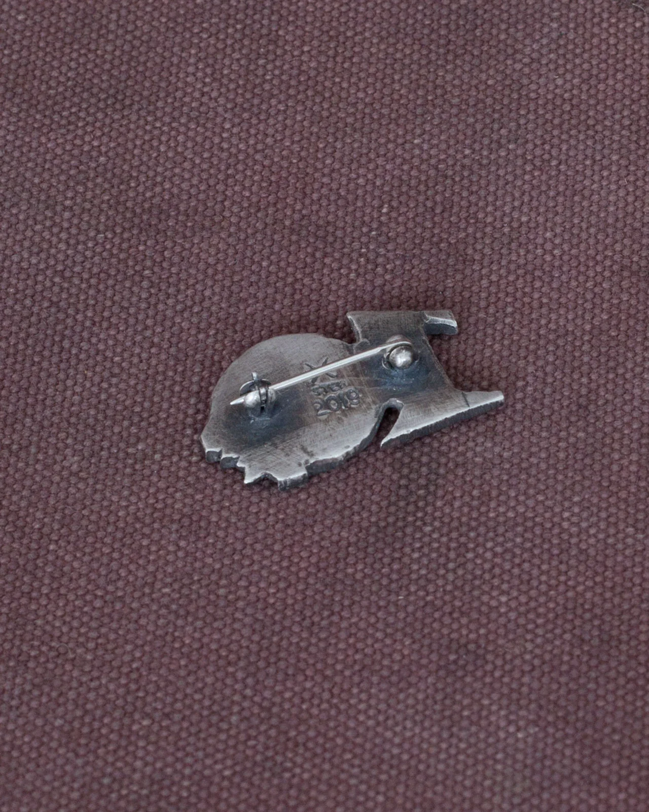 Indigofera Gryphon Silver Pin - Image 3