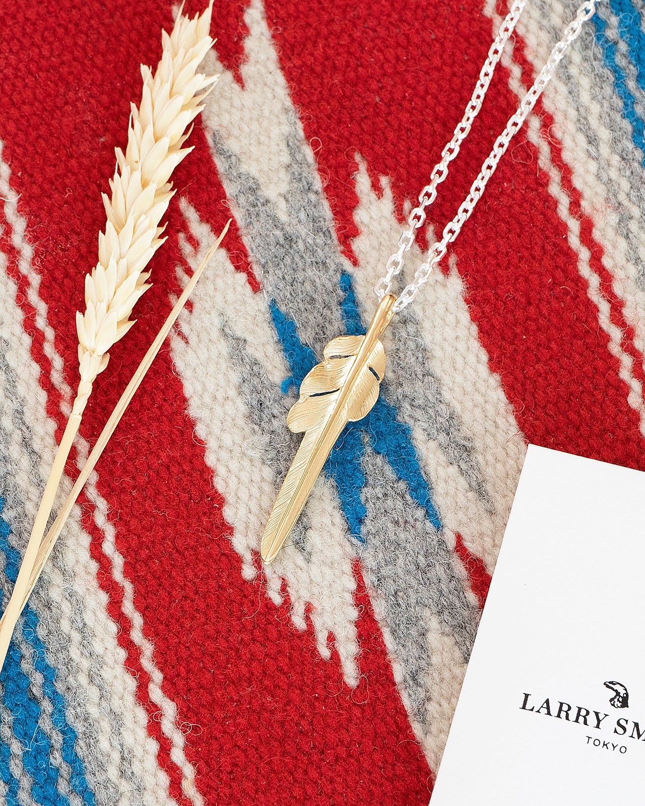 Larry Smith 18K Gold Kazekiri Feather, Medium (Right) - Image 3