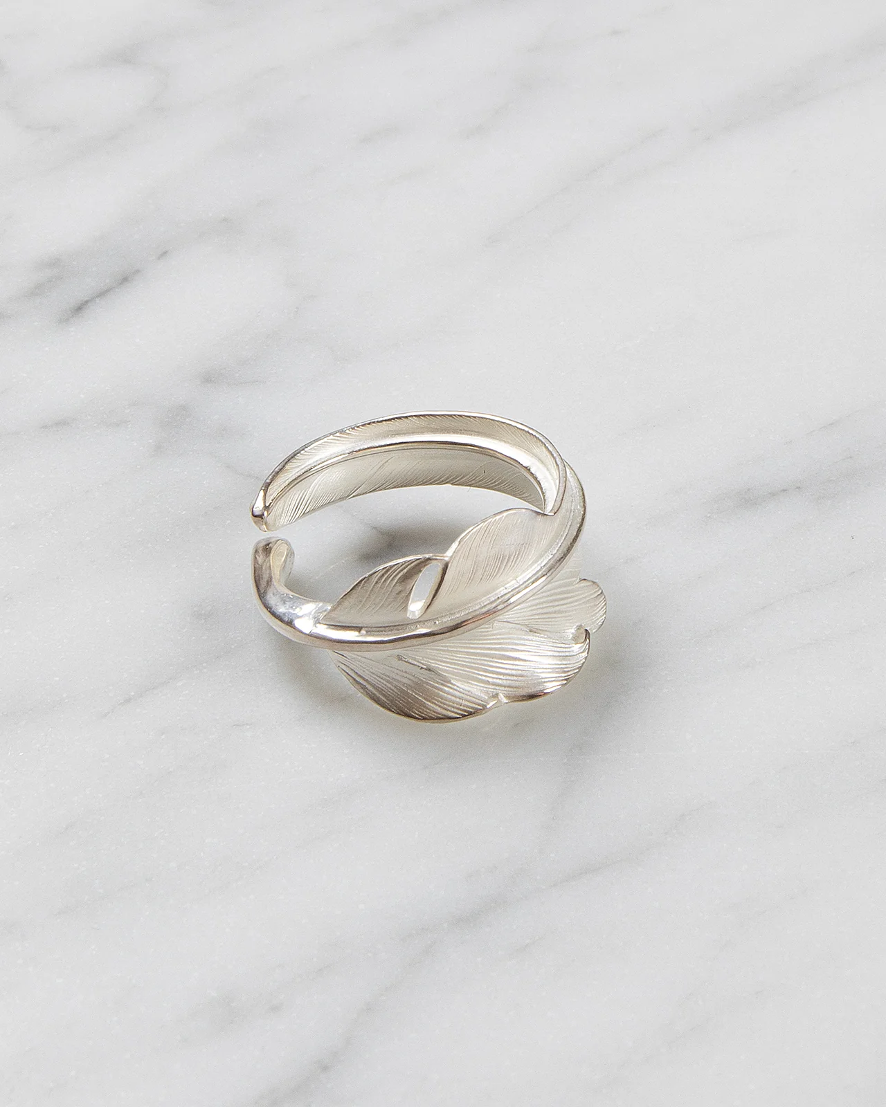 Larry Smith Kazekiri Feather Ring - Image 2